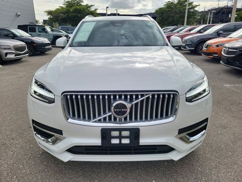 Used 2025 Volvo XC90 B6 Ultra w/ Protection Package image 3