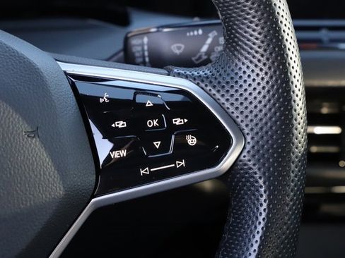 Used 2023 Volkswagen GTI Autobahn image 24