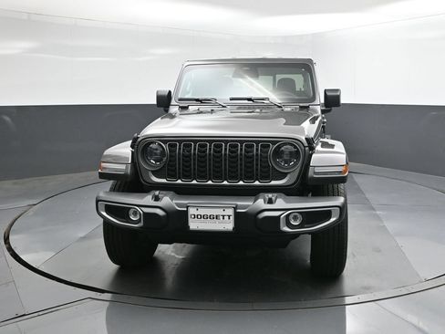 New 2026 Jeep Gladiator Mojave AWD/4WD image 22