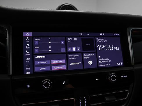 Certified 2022 Porsche Macan S image 41