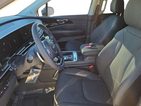 New 2026 Kia Carnival SX Prestige FWD image 18