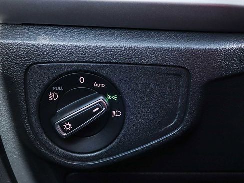 Used 2019 Volkswagen Atlas SEL image 25