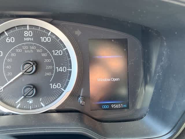 Used 2022 Toyota Corolla LE FWD image 14