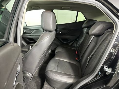 Used 2022 Buick Encore Preferred w/ Safety Package image 25