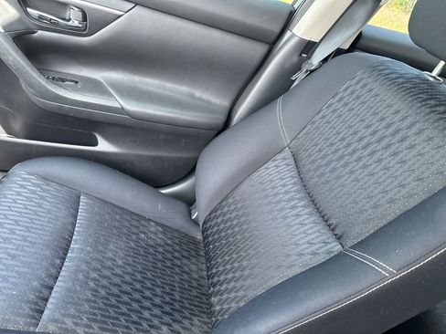 Used 2018 Nissan Altima 2.5 S w/ S Convenience Package image 18