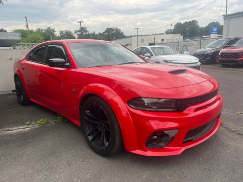 Used 2023 Dodge Charger Scat Pack RWD image 2