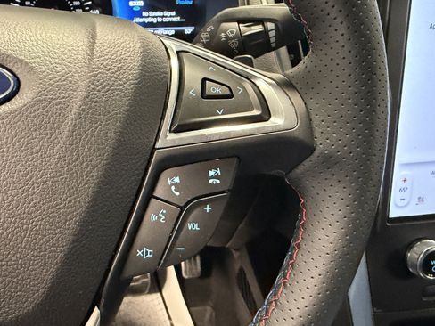 Used 2024 Ford Edge ST w/ Equipment Group 401A image 16