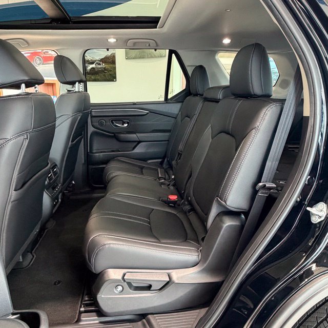 New 2026 Honda Pilot Touring image 11