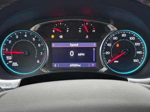 Used 2023 Chevrolet Traverse LT w/ LPO, Floor Liner Package FWD image 21