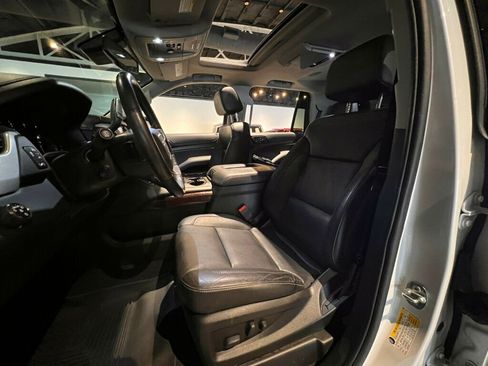 Used 2020 GMC Yukon SLT w/ Premium Edition image 16