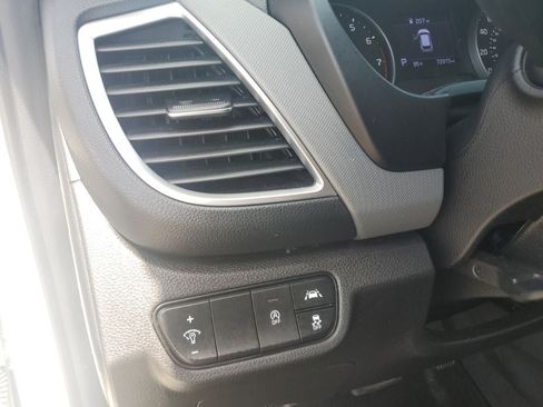 Used 2023 Kia Seltos LX AWD/4WD image 29