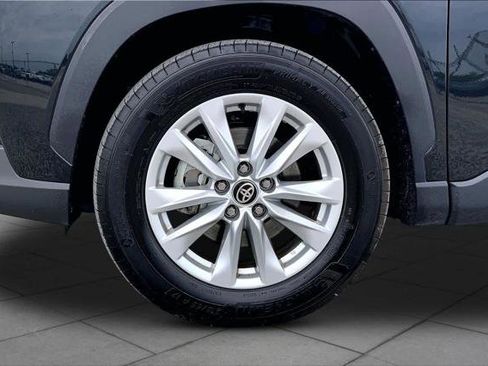 Certified 2026 Toyota Corolla Cross LE FWD image 11