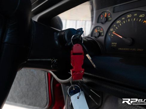 Used 1991 Chevrolet Camaro Z28 RWD image 68