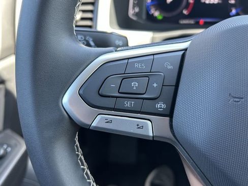 Certified 2023 Volkswagen Atlas SE AWD/4WD image 18