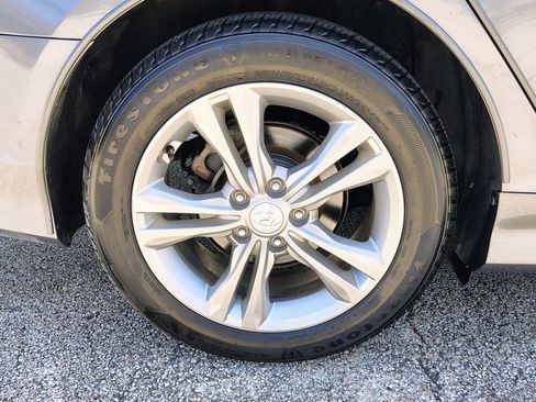 Used 2018 Hyundai Sonata SEL w/ Cargo Package FWD image 12