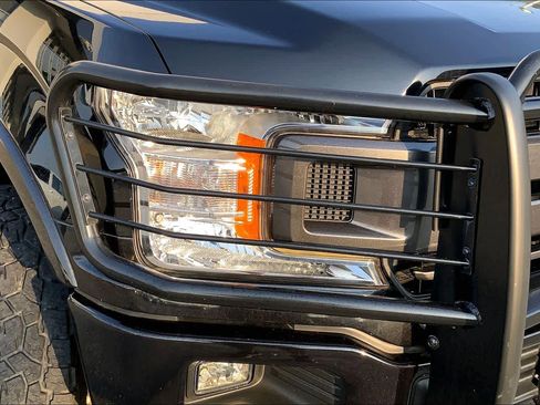 Used 2020 Ford F150 XLT w/ Equipment Group 302A Luxury AWD/4WD image 26