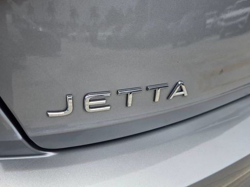 Certified 2022 Volkswagen Jetta Sport FWD image 15