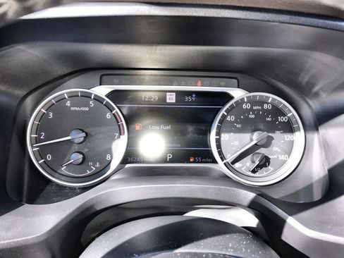 Used 2023 Nissan Rogue SL w/ SL Premium Package image 15