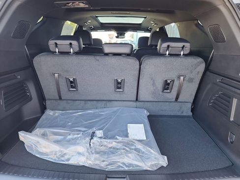 New 2026 Chevrolet Traverse LT image 42