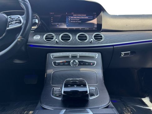 Used 2019 Mercedes-Benz E 300 image 11