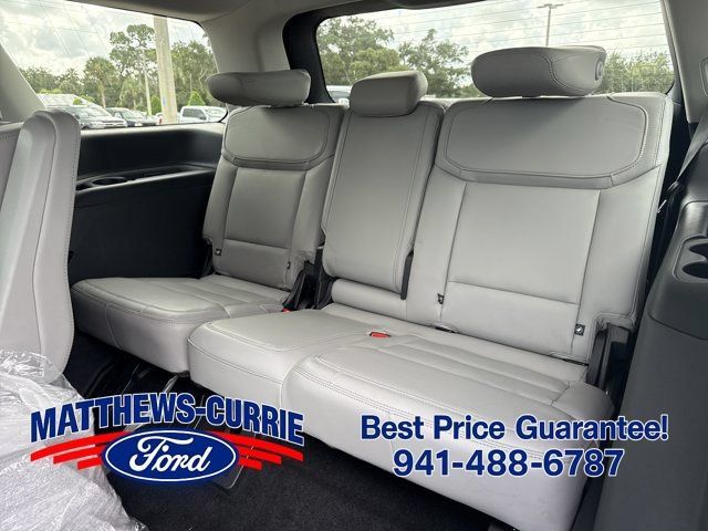 New 2027 Ford Expedition Active AWD/4WD image 12