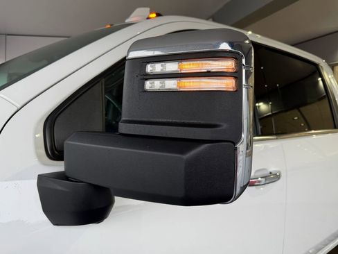 Used 2020 Chevrolet Silverado 3500 High Country w/ Z71 Off-Road Package image 18