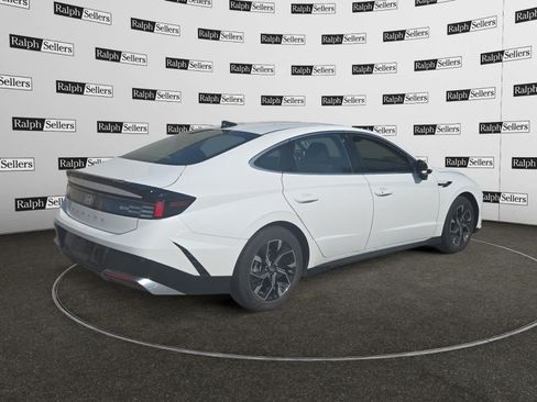 Used 2025 Hyundai Sonata SEL FWD image 6