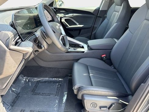 Certified 2025 Audi Q5 Premium Plus w/ Premium Plus image 16