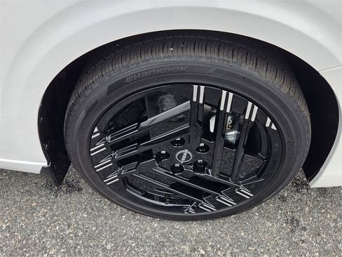 New 2026 Nissan Sentra SR image 14