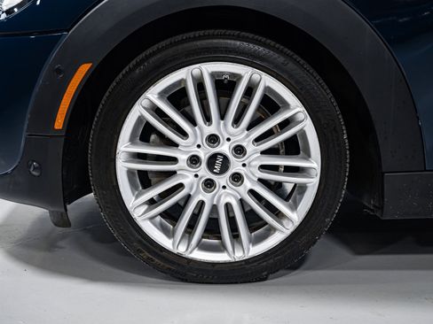 Used 2018 MINI Cooper S image 9