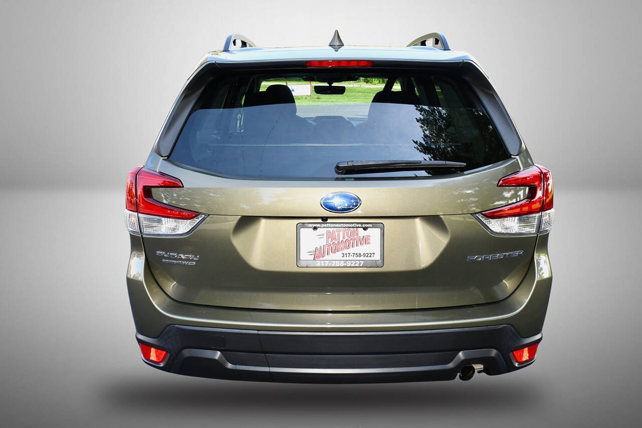 Used 2023 Subaru Forester Premium AWD/4WD image 6