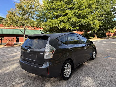 Used 2014 Toyota Prius V Three FWD image 5