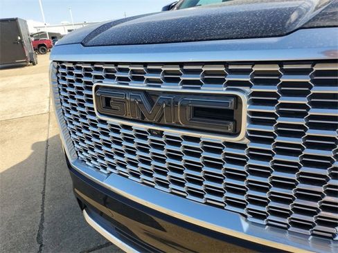 Certified 2024 GMC Yukon XL Denali w/ Max Trailering Package image 32