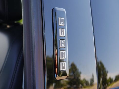 Used 2024 Ford F250 Lariat w/ Lariat Ultimate Package AWD/4WD image 67