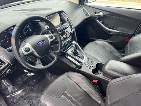 Used 2012 Ford Focus Titanium image 34
