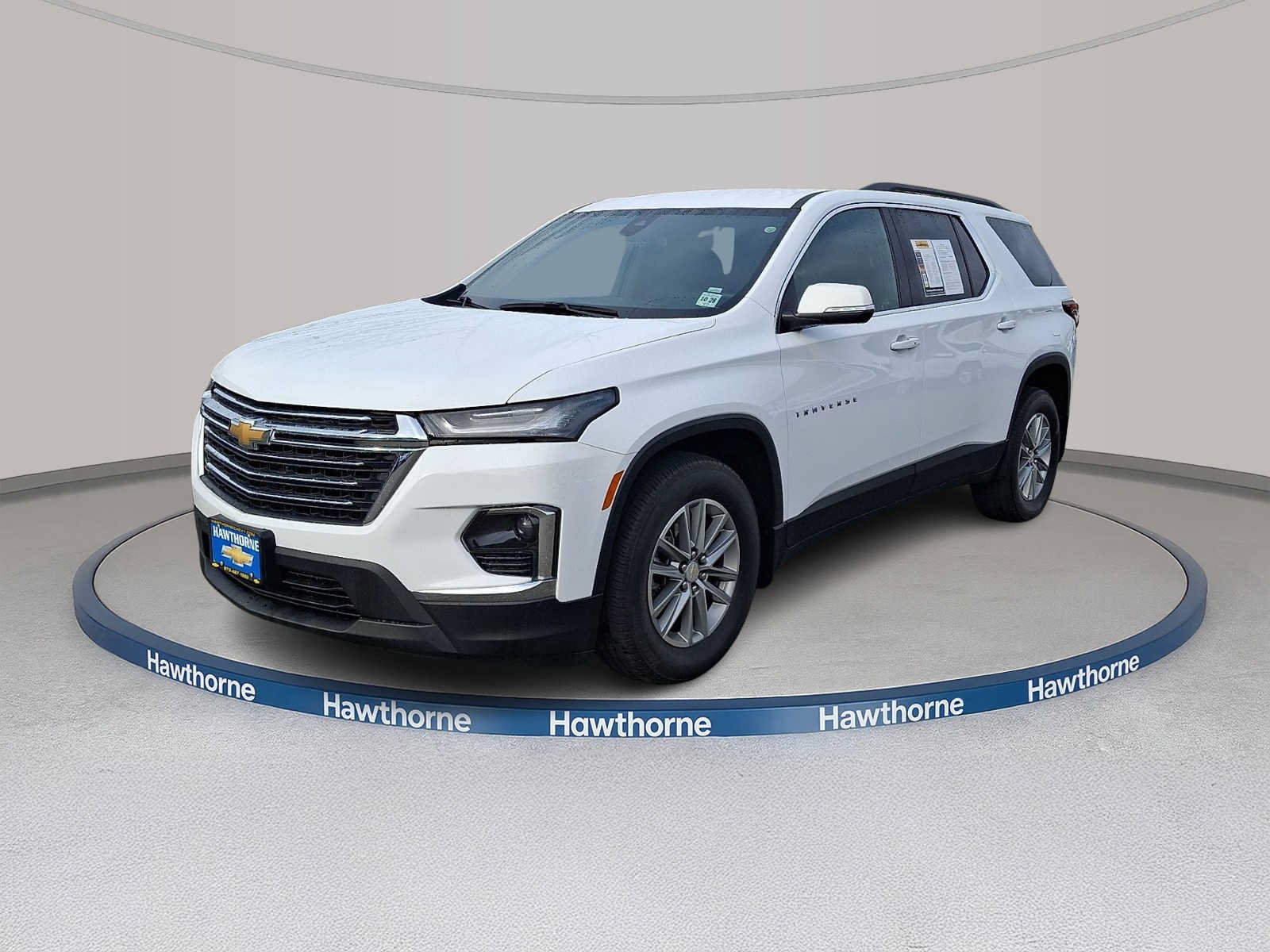 Used 2023 Chevrolet Traverse LT w/ LPO, Floor Liner Package AWD/4WD image 3