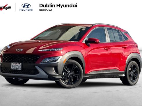 Certified 2022 Hyundai Kona SEL w/ Convenience Package image 1