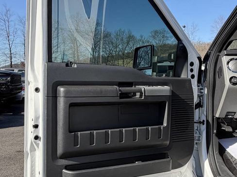 Used 2016 Ford F350 Lariat w/ Lariat Ultimate Package image 28