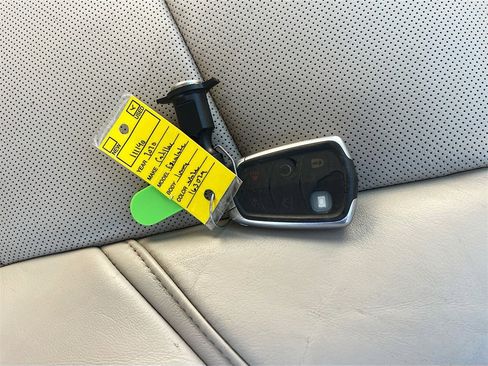 Used 2020 Cadillac Escalade Luxury image 36