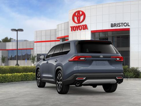 New 2026 Toyota Grand Highlander AWD Hybrid image 24