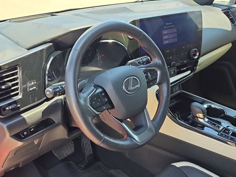 Used 2024 Lexus NX 350 AWD w/ Vision Package image 12