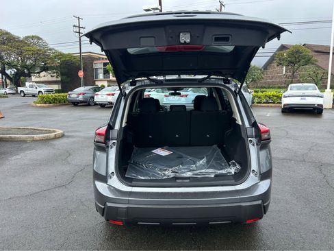 New 2026 Nissan Rogue S image 11