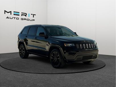 Used 2020 Jeep Grand Cherokee Altitude