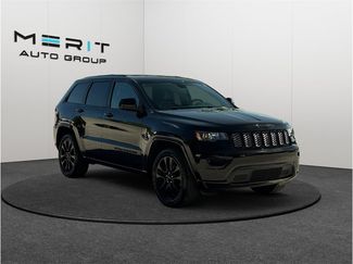 Used 2020 Jeep Grand Cherokee Altitude RWD video 1