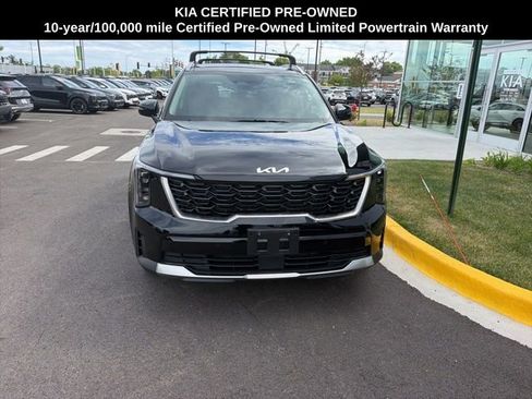 Used 2025 Kia Sorento S w/ Panoramic Sunroof Package FWD image 4
