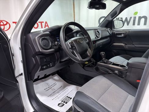 Used 2023 Toyota Tacoma TRD Sport image 22