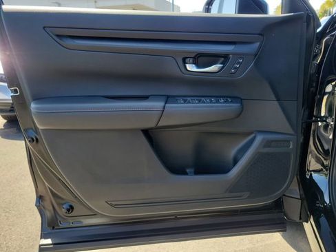 Certified 2025 Honda CR-V Sport-L image 18