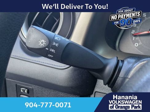 Used 2014 Toyota RAV4 LE FWD image 26