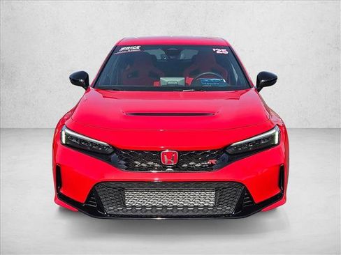 Used 2025 Honda Civic Type R image 2