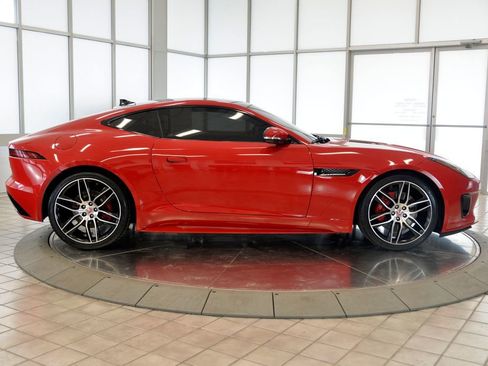 Used 2020 Jaguar F-TYPE Coupe image 9